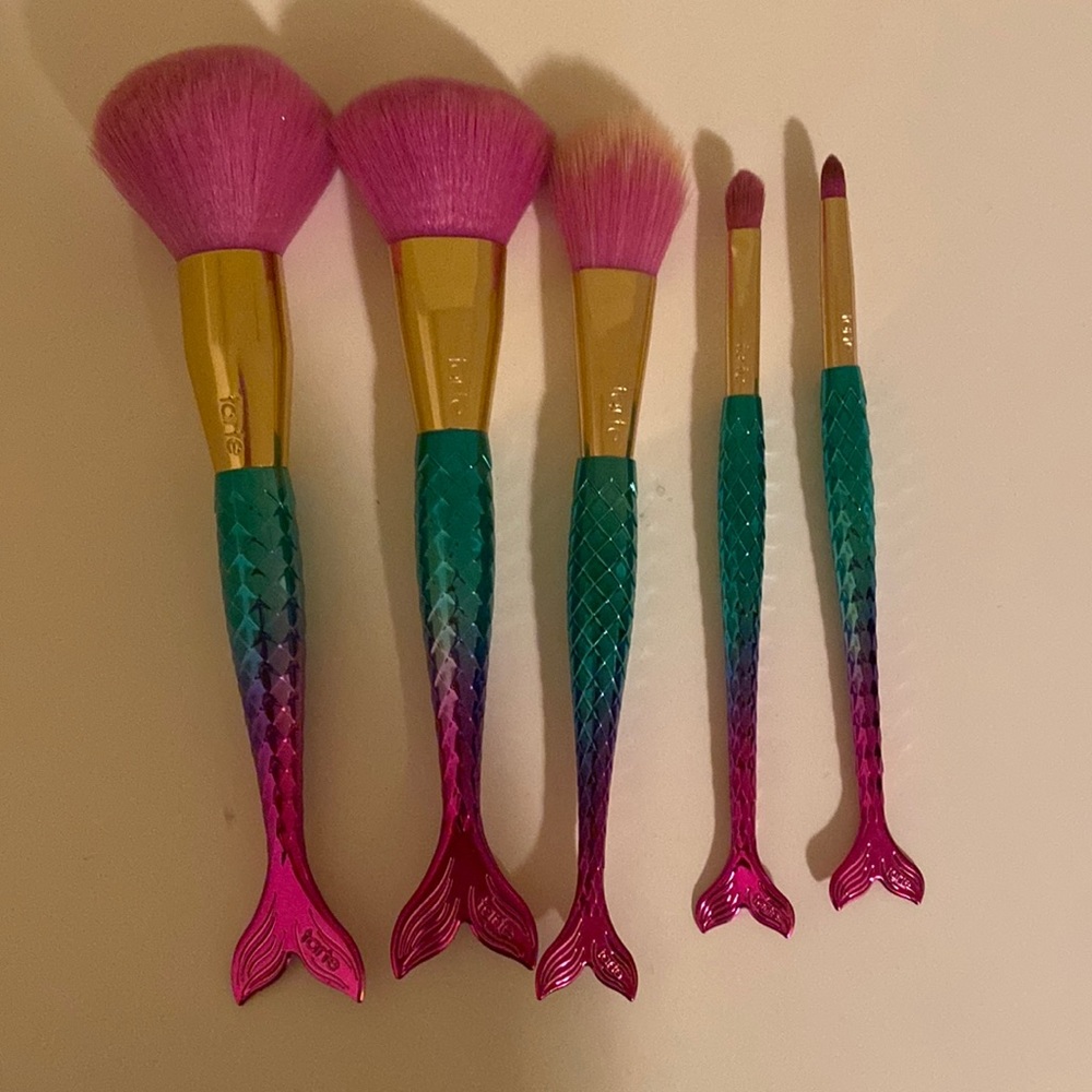 Tarte brush set